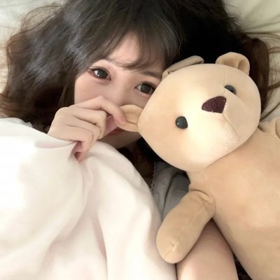 铁窗艳侣